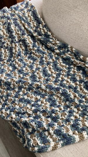 Modern Granny Dappled Country Cozy Throw Modern Granny Dappled Country Cozy Throw