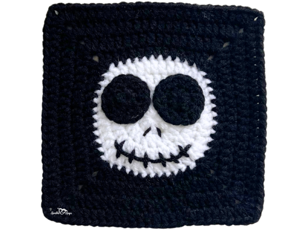 Spooky Skull Granny Square Spooky Skull Granny Square
