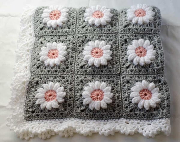 Daisy Granny Square Blanket Daisy Granny Square Blanket