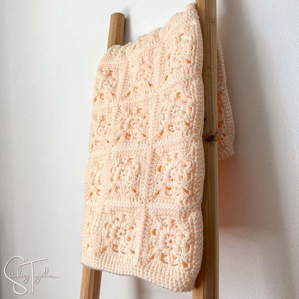 Fountain Flower Granny Square Baby Blanket Fountain Flower Granny Square Baby Blanket