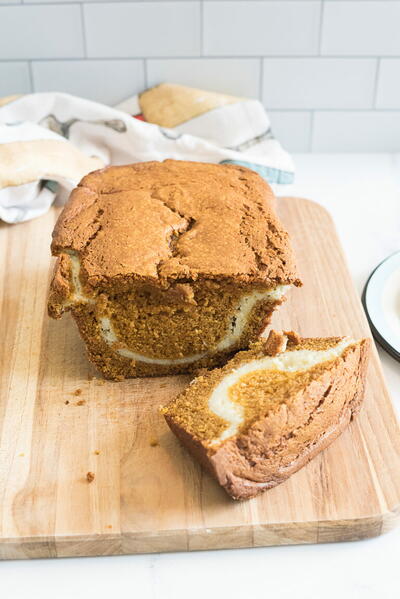 Easy Pumpkin Bread With Cream Cheese Filling Easy Pumpkin Bread With Cream Cheese Filling