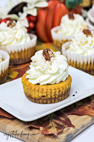 Pumpkin Mini Cheesecake Pumpkin Mini Cheesecake