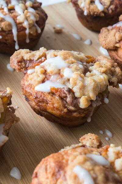 Peach Cobbler Cinnamon Rolls Peach Cobbler Cinnamon Rolls