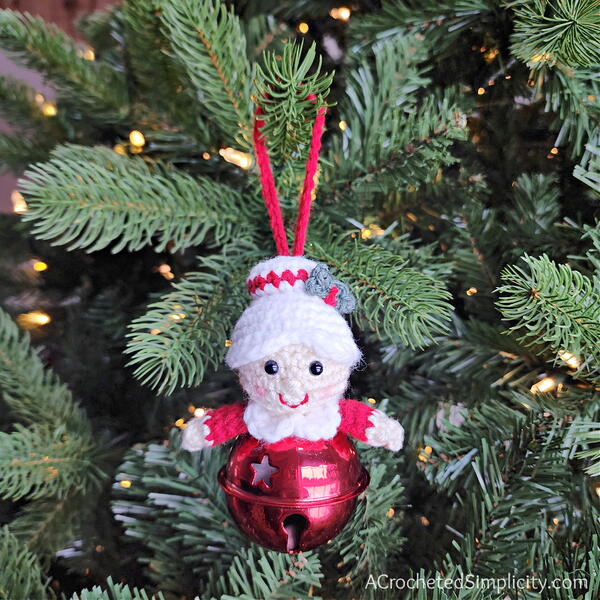 Crochet Mrs Claus Jingle Bell Ornament Crochet Mrs Claus Jingle Bell Ornament
