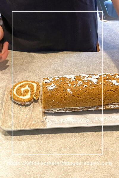 Easy Homemade Pumpkin Roll Recipe For Beginners Easy Homemade Pumpkin Roll Recipe For Beginners