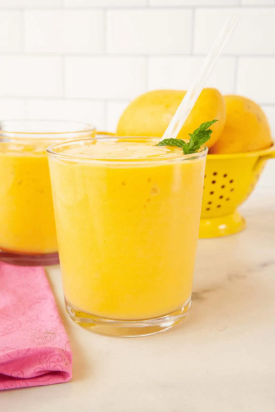 Mango Pineapple Smoothie Mango Pineapple Smoothie