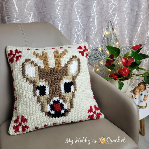 Christmas Deer Pillow Cover Christmas Deer Pillow Cover
