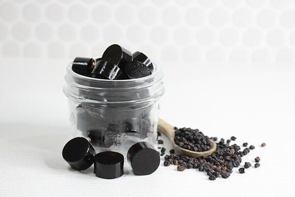 Homemade Elderberry Gummies Homemade Elderberry Gummies