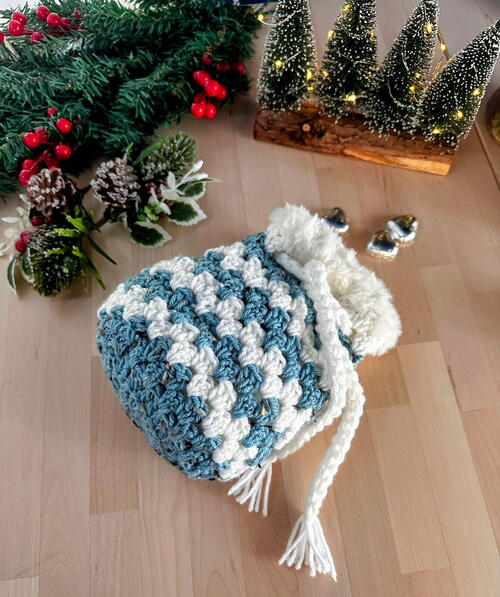 Christmas Crochet Gift Bag Christmas Crochet Gift Bag