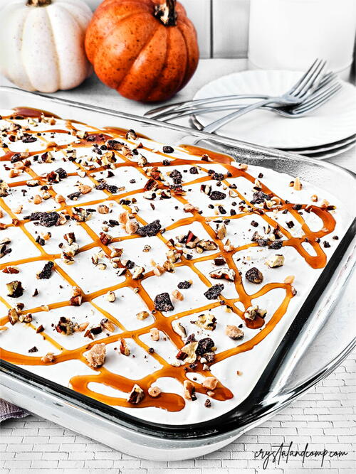 Texas Pumpkin Poke Cake Texas Pumpkin Poke Cake