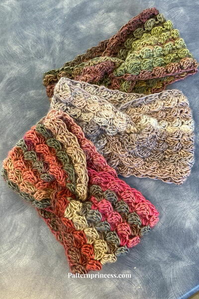 The Briarloop Earwarmer Crochet Pattern The Briarloop Earwarmer Crochet Pattern