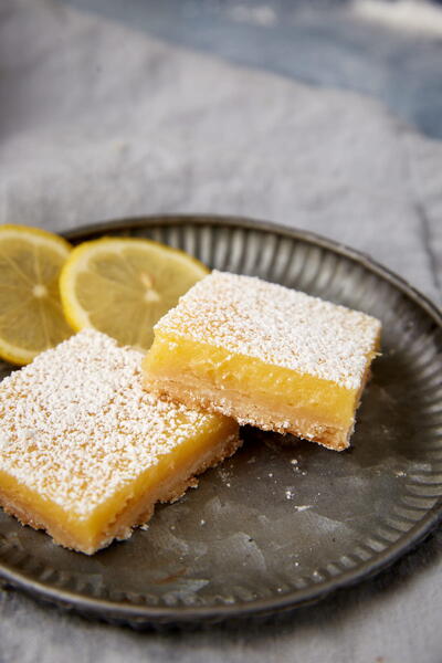 Lemon Bars With Shortbread Crust Lemon Bars With Shortbread Crust