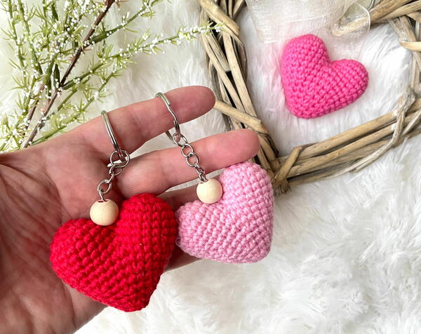 Free Crochet Heart Keychain Pattern Free Crochet Heart Keychain Pattern