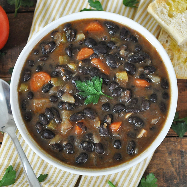 Cozy Spanish Black Bean Stew Quick Easy One-pot Recipe Cozy Spanish Black Bean Stew | Quick & Easy One-pot Recipe