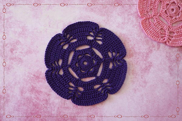 Little Lace Petal Party Coaster Little Lace Petal Party Coaster