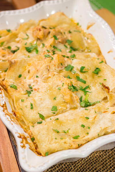 Easy Chicken Enchiladas Easy Chicken Enchiladas