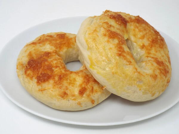 Romano Cheese Bagels Romano Cheese Bagels