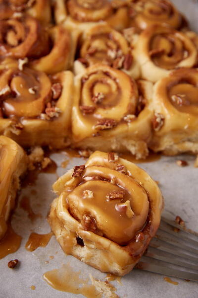Caramel Cinnamon Rolls Caramel Cinnamon Rolls