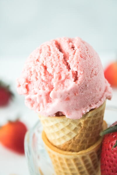 No Churn Dairy Free Strawberry Ice Cream No Churn Dairy Free Strawberry Ice Cream