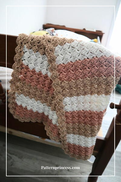 Easy Crochet Blanket Pattern Lavinias Blossom In Soft Stripes Easy Crochet Blanket Pattern: Lavinia’s Blossom In Soft Stripes