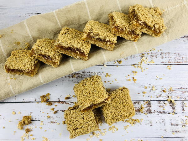 Apricot Oatmeal Bars Apricot Oatmeal Bars