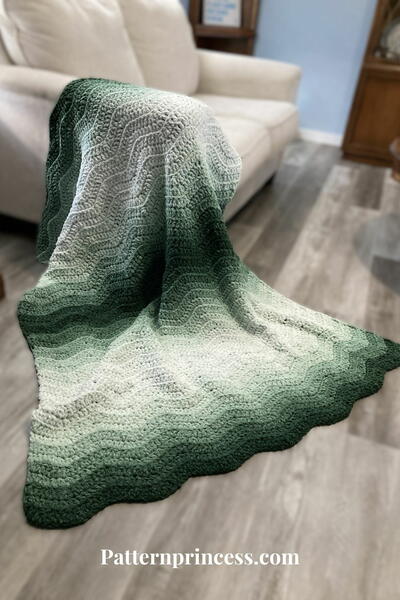 Chunky Modern Blanket The White Spruce Wavy Throw Chunky Modern Blanket The White Spruce Wavy Throw