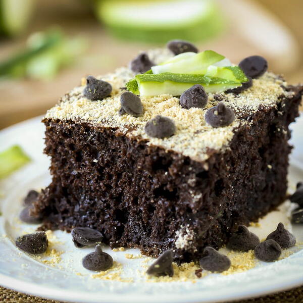 Chocolate Zucchini Cake With Greek Yogurt Chocolate Zucchini Cake With Greek Yogurt