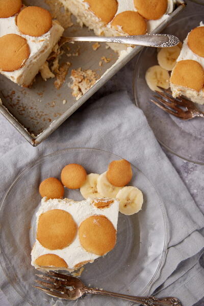 Banana Pudding Poke Cake Banana Pudding Poke Cake