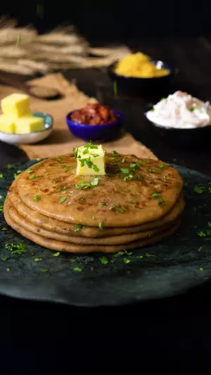 Shahi Paneer Veg Paratha Shahi Paneer Veg Paratha