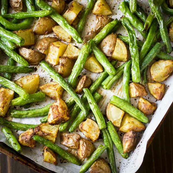 Easy Roasted Green Beans And Potatoes Easy Roasted Green Beans And Potatoes