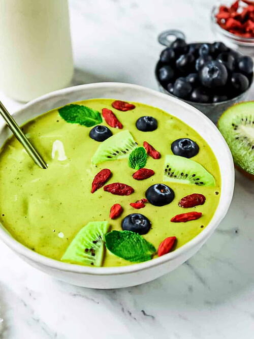Delicious Smoothie Matcha Bowl Delicious Smoothie Matcha Bowl