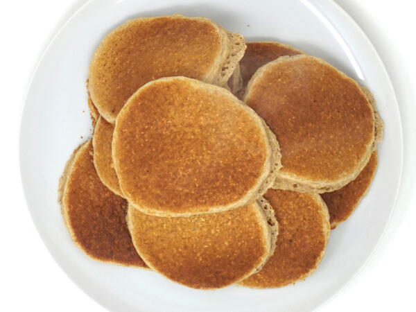 Hearty Rolled Oats And Greek Yogurt Pancakes Hearty Rolled Oats And Greek Yogurt Pancakes