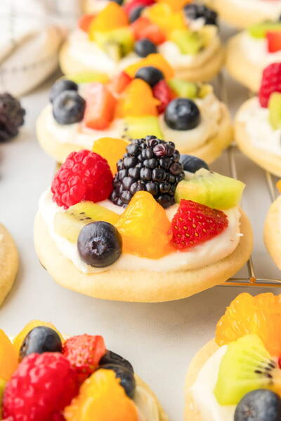 Fruit Pizza Cookies Fruit Pizza Cookies