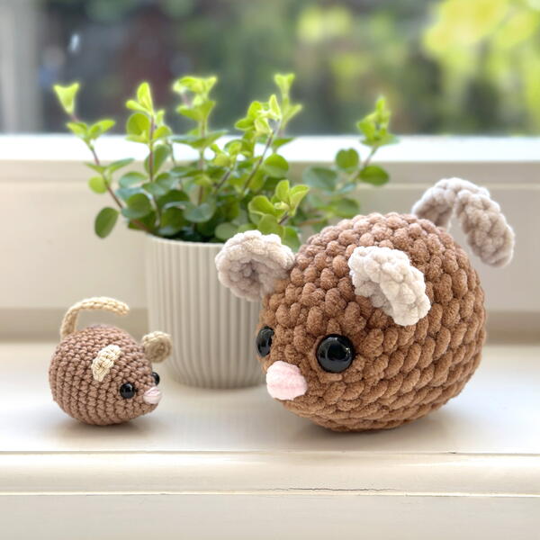 Molly The Mouse - Free Amigurumi Crochet Pattern Molly The Mouse - Free Amigurumi Crochet Pattern