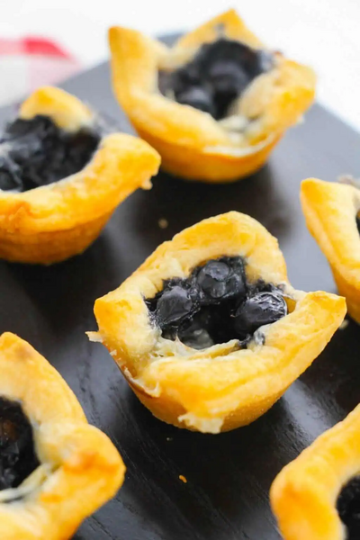 Blueberry Mini Brie Bites Blueberry Mini Brie Bites