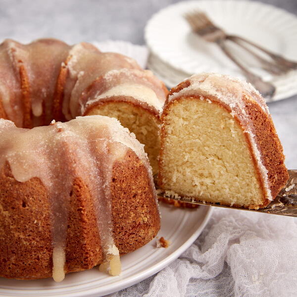 Kentucky Butter Cake With Buttery Glaze Kentucky Butter Cake With Buttery Glaze