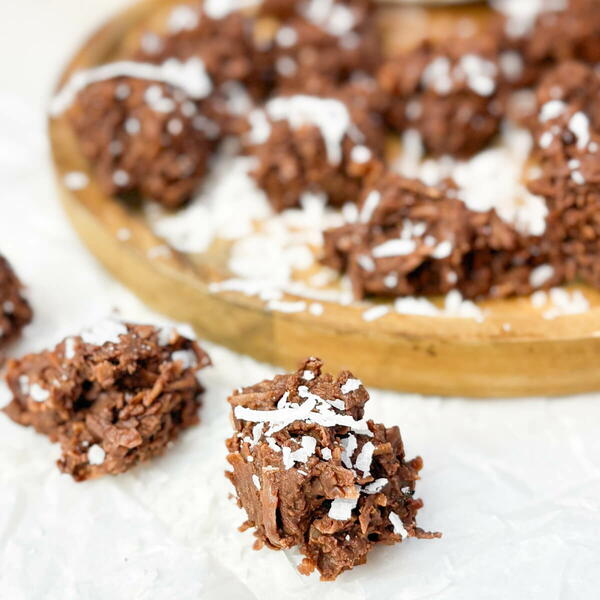Chocolate Coconut Clusters Chocolate Coconut Clusters