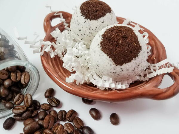 Diy Hazelnut Coffee Bath Bombs Diy Hazelnut Coffee Bath Bombs