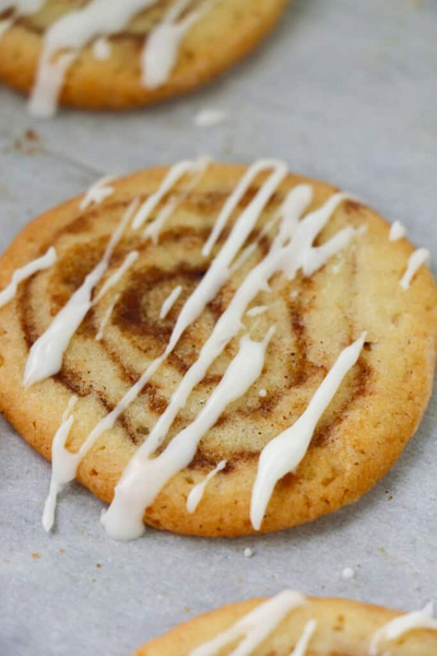 Cinnamon Roll Cookies Cinnamon Roll Cookies