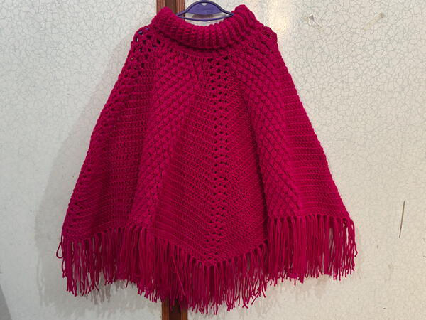 Woolen Turtleneck Poncho Free Pattern Woolen Turtleneck Poncho Free Pattern