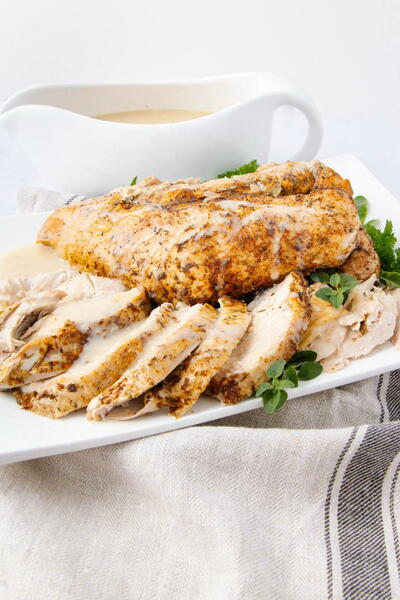 Turkey Breasts With Creamy Gravy Turkey Breasts With Creamy Gravy