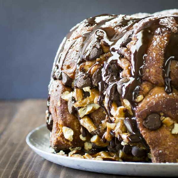 Chocolate Pretzel Biscuit Monkey Bread Chocolate Pretzel Biscuit Monkey Bread