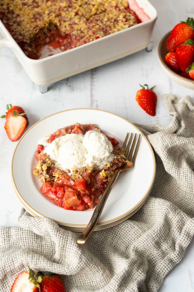 Gluten-free Strawberry Rhubarb Crisp Gluten-free Strawberry Rhubarb Crisp