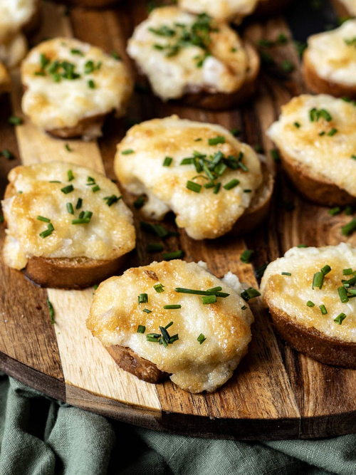 Baked Parmesan And Onion Crostini Baked Parmesan And Onion Crostini