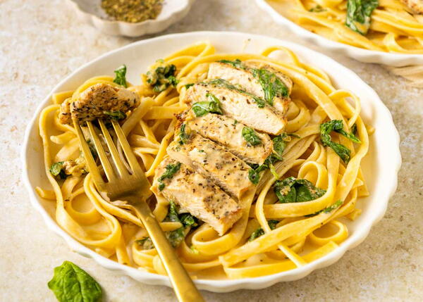 Creamy Chicken And Spinach Creamy Chicken And Spinach