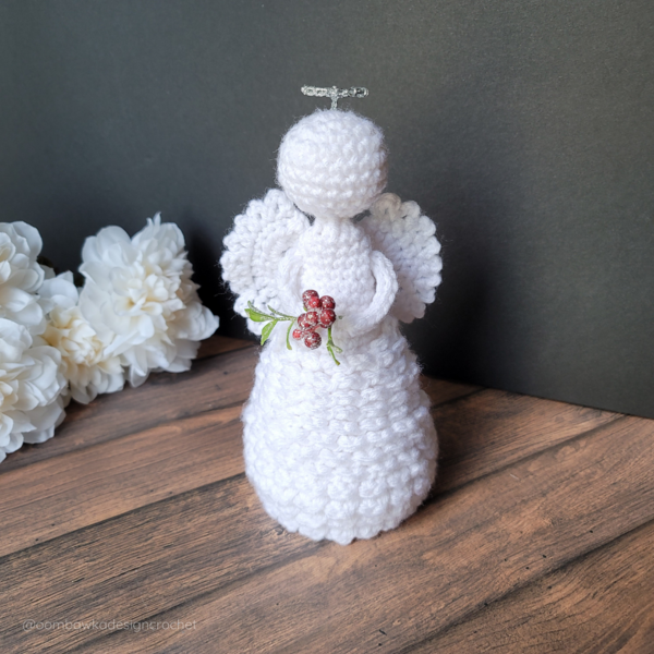 Holly Christmas Angel Crochet Pattern Holly Christmas Angel Crochet Pattern