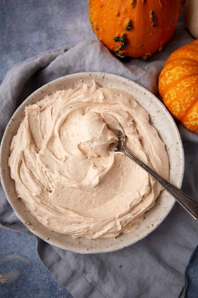 Pumpkin Cream Cheese Frosting quick Creamy And Perfect For Fall Desserts Pumpkin Cream Cheese Frosting (quick, Creamy, And Perfect For Fall Desserts)