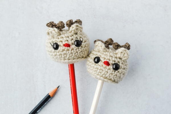 No-sew Reindeer Pencil Topper No-sew Reindeer Pencil Topper