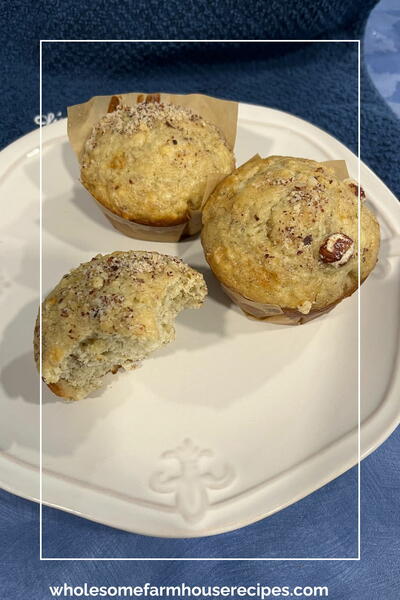 Soft And Moist Banana Nut Muffins With Sour Cream Soft And Moist Banana Nut Muffins With Sour Cream