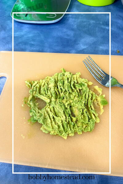 5-minute Guacamole Served In The Avocado Shell 5-minute Guacamole Served In The Avocado Shell